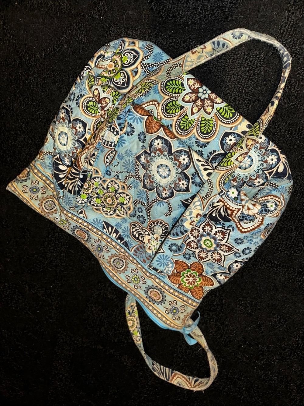 Vintage Vera Bradley Bali Blue Quilted Cotton Shoulder Tote Bag (2009 Retired)